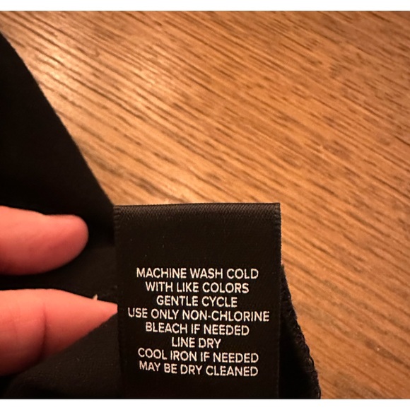 SZ 0- TORRID Black Pencil Skirt - Picture 7 of 7